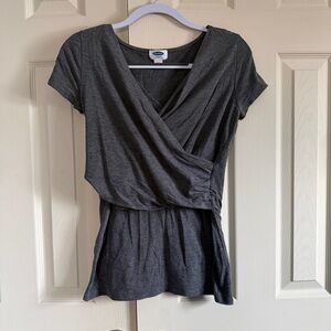 Old Navy Nursing Gray Wrap look t shirt size small